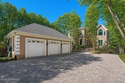 307 Lakeside Avenue, Colts Neck Township, NJ 07722 - Photo 4