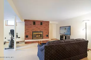 10 Elizabeth Ct, Edison, NJ 08817 - Photo 22