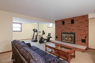 10 Elizabeth Ct, Edison, NJ 08817 - Photo 20