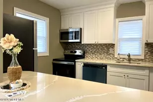 101 Seabreeze Way, Keansburg, NJ 07734 - Photo 6