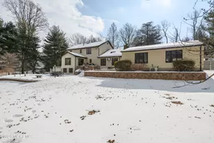 158 Willow Grove Dr, Lincroft, NJ 07738 - Photo 50