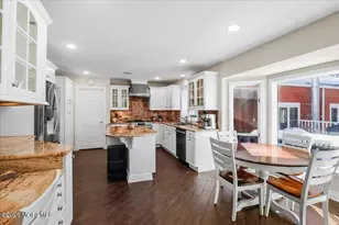 6 Twin Brooks Ct, Holmdel, NJ 07733 - Photo 14