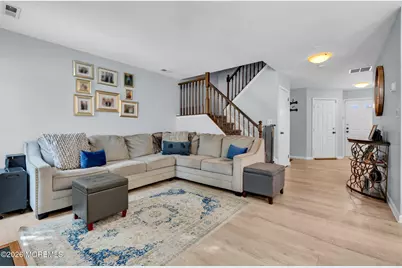 215 Century Way, Manalapan Township, NJ 07726 - Photo 4