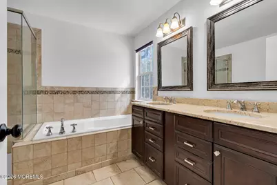 215 Century Way, Manalapan Township, NJ 07726 - Photo 18