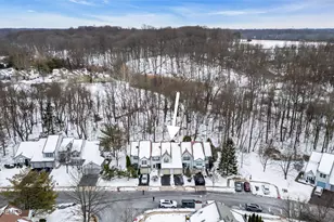 215 Century Way, Manalapan Township, NJ 07726 - Photo 26