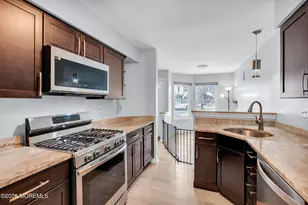 215 Century Way, Manalapan Township, NJ 07726 - Photo 10