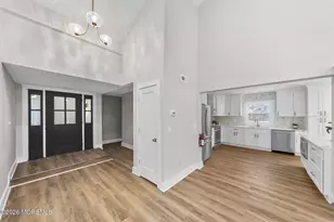 82 Oriskany Dr, Freehold, NJ 07728 - Photo 8