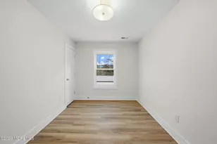 82 Oriskany Dr, Freehold, NJ 07728 - Photo 36