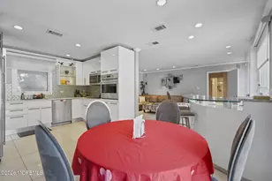 330 Plymouth Dr, Freehold, NJ 07728 - Photo 22