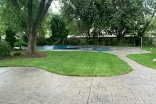 330 Plymouth Dr, Freehold, NJ 07728 - Photo 32