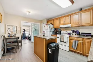 93 Halls Croft Rd, Freehold, NJ 07728 - Photo 16