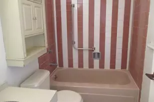 365D Chesterfield Ct, Lakewood, NJ 08701 - Photo 12