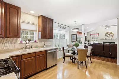 8 Casco Court, Lakewood, NJ 08701 - Photo 14