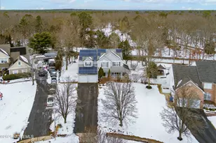 113 Rowan Ct, Manahawkin, NJ 08050 - Photo 2