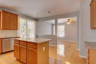 22 Wellington St, Holmdel, NJ 07733 - Photo 8