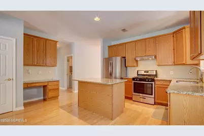 22 Wellington Street, Holmdel, NJ 07733 - Photo 10