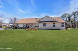 18 Rosewood Ct, Lakewood, NJ 08701 - Photo 12