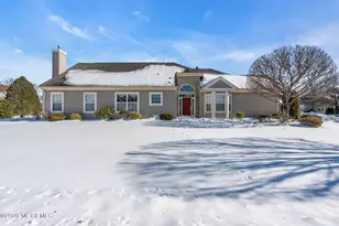 1 Fontaine Ct, Manchester Township, NJ 08759 - Photo 2