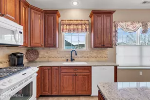 1 Fontaine Ct, Manchester Township, NJ 08759 - Photo 16