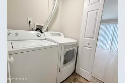 6 Twain Court, Freehold, NJ 07728 - Photo 32