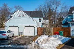 6 Twain Ct, Freehold, NJ 07728 - Photo 2