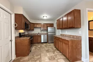 6 Twain Ct, Freehold, NJ 07728 - Photo 8