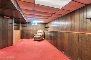 17 Crestview Dr, Middletown, NJ 07748 - Photo 28