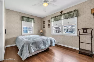 17 Crestview Dr, Middletown, NJ 07748 - Photo 20