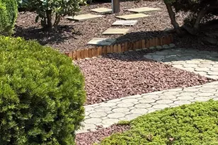 17 Crestview Dr, Middletown, NJ 07748 - Photo 52