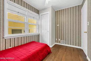 17 Crestview Dr, Middletown, NJ 07748 - Photo 20