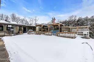 17 Crestview Dr, Middletown, NJ 07748 - Photo 40