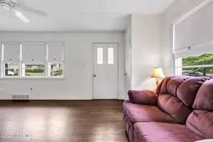 17 Crestview Dr, Middletown, NJ 07748 - Photo 6