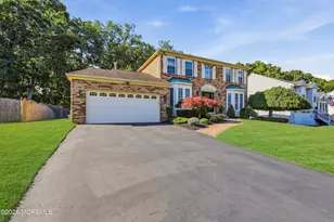 61A Hedge Dr, Lakewood, NJ 08701 - Photo 2