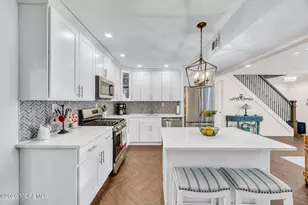 99 Idlebrook Ln, Aberdeen Township, NJ 07747 - Photo 12