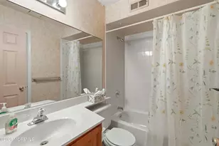 13 Heritage Dr, Howell Township, NJ 07731 - Photo 26