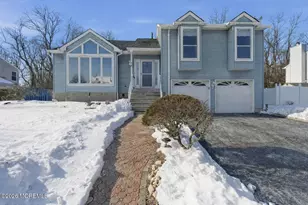 13 Heritage Dr, Howell Township, NJ 07731 - Photo 1