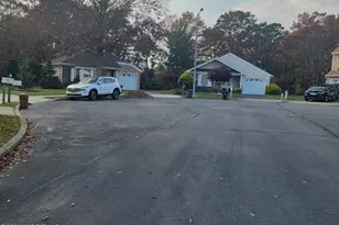 13 Dove Tree Ct, Barnegat, NJ 08005 - Photo 2