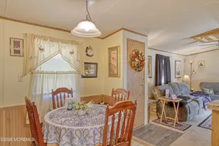 42 Woodchuck Pkwy, Whiting, NJ 08759 - Photo 4