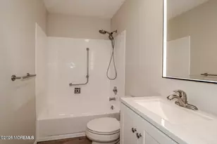 8E Benjamin Franklin Dr, Monroe Township, NJ 08831 - Photo 20