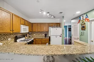 368 Rector St, Perth Amboy, NJ 08861 - Photo 2