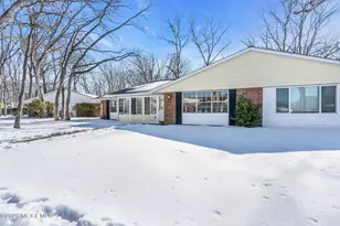 206A Huntington Dr, Lakewood, NJ 08701 - Photo 4