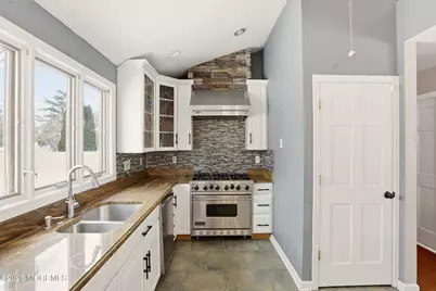 1057 Savannah Street, Toms River Township, NJ 08753 - Photo 4