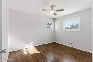 35 Vivian Ct, Howell Township, NJ 07731 - Photo 16