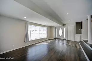 17 Thomas Rd, East Brunswick Township, NJ 08816 - Photo 4