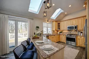 17 Thomas Rd, East Brunswick Township, NJ 08816 - Photo 14