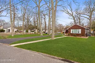 456 Harnell Ave, Oakhurst, NJ 07755 - Photo 28