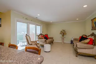 137 Kentucky Way, Freehold, NJ 07728 - Photo 16