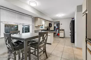 3 Lisa Dr, Hazlet Township, NJ 07730 - Photo 10