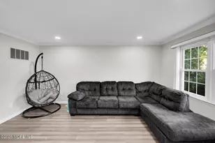 3 Lisa Dr, Hazlet Township, NJ 07730 - Photo 6