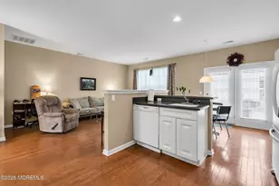 2 Oak Tree Ct, Whiting, NJ 08759 - Photo 18